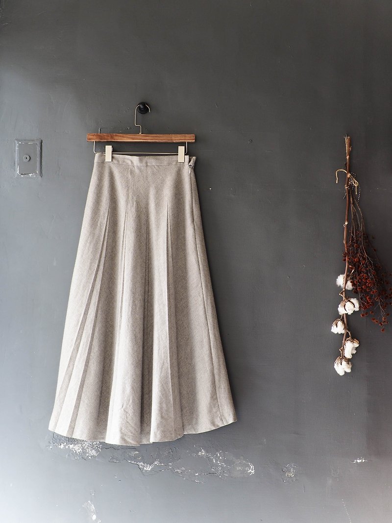River Water - Aomori Plain classic gray discount sheepskin antique straight A word skirt Japanese college students vintage dress vintage - กระโปรง - ขนแกะ สีเทา