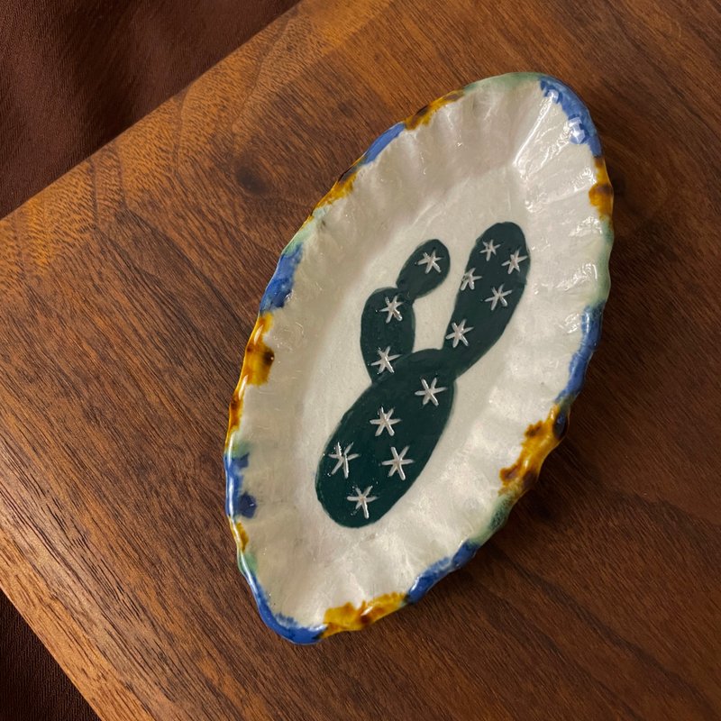 [Small Maru forest hand-painted] Succulent cactus bean dish tea bag dish small dish - จานเล็ก - ดินเผา สีเขียว