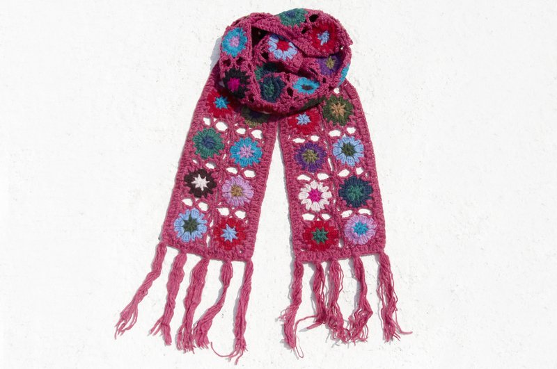 Christmas gift limited a hand hook woven wool scarves / flowers hook woven scarves / hook woven scarves / hand woven scarves / flowers woven stitching wool scarves - pink flowers scarves - Scarves - Wool Multicolor