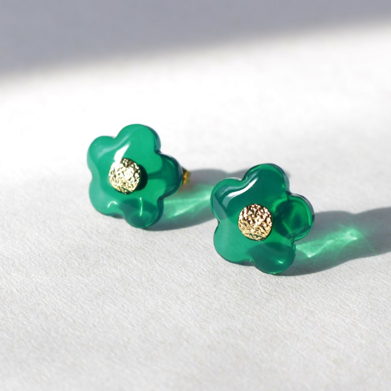 Simple flower (Teal) earrings/ Clip-On - Earrings & Clip-ons - Resin Green