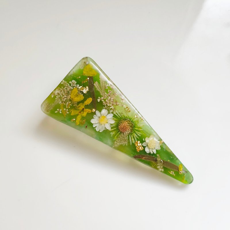 Late summer real flower resin hand-made hairpin - Hair Accessories - Resin Green