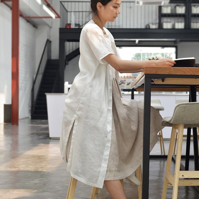 BUFU tencel linen Chinese-style oversized shirt D180101 - Women's Shirts - Silk 