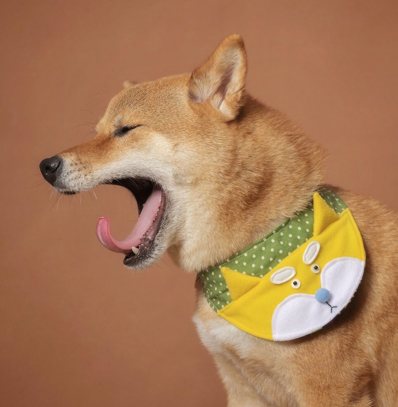 Shiba Inu Shaped Pet Scarf-Yellow Chai/Green White Dot