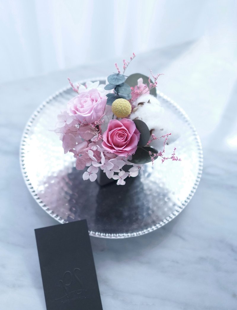 PlantSense Mother's Day Flowers & Gifts ~ peach pink tone selected immortalized Rose Gradient black fog glass hydrangea flower blossom gift boxes containing - Plants - Plants & Flowers Pink