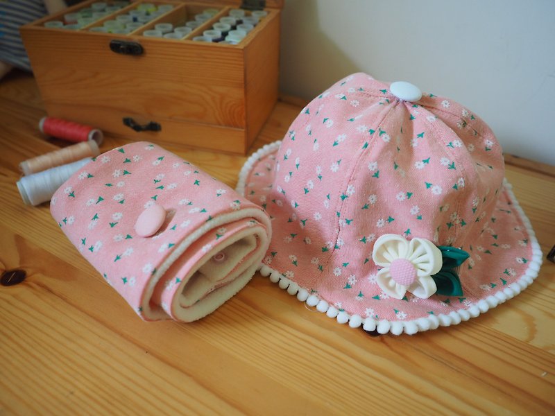 手作粉紅小白碎花帽子髮夾及保暖圍巾套裝 尺寸訂造嬰兒小孩成人 - 彌月禮盒 - 棉．麻 粉紅色