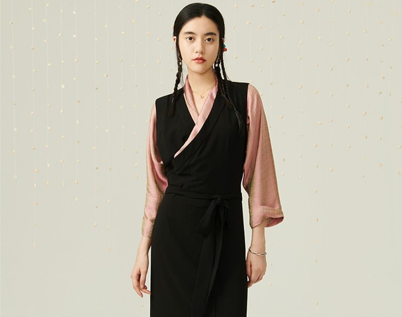 【半夏】 藏式中國風古風漢服長裙洋裝 - 洋裝/連身裙 - 其他材質 黑色