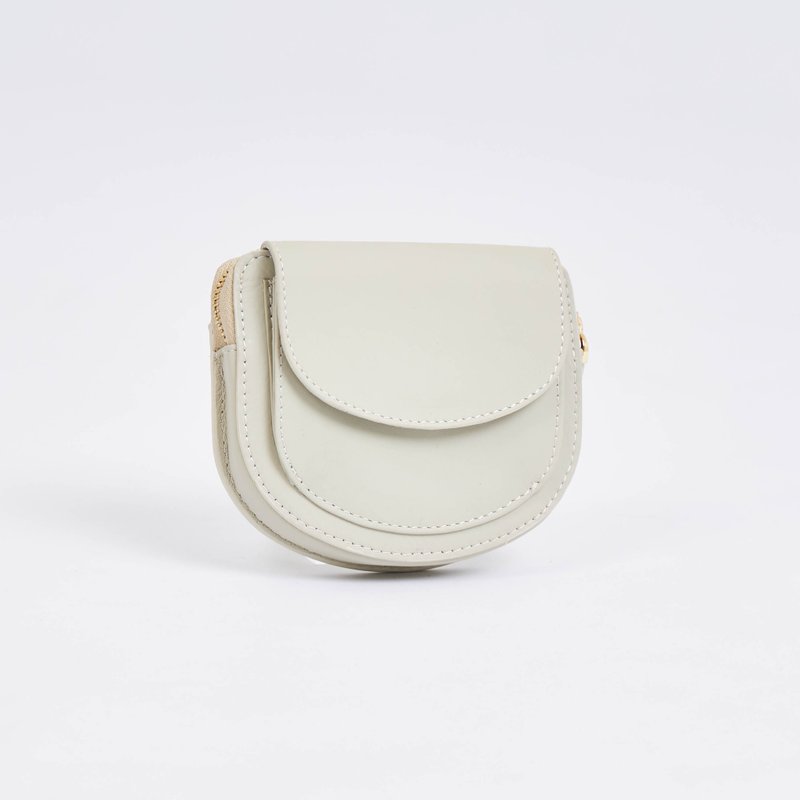 LOAFIE wallet/ card holder in Cream - กระเป๋าสตางค์ - หนังแท้ ขาว