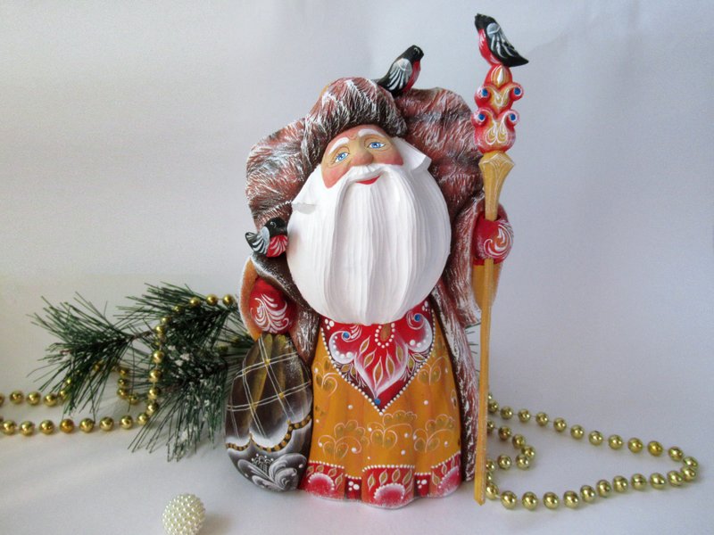 Wooden hand carved Santa figure with three birds and staff - Stuffed Dolls & Figurines - Wood Red