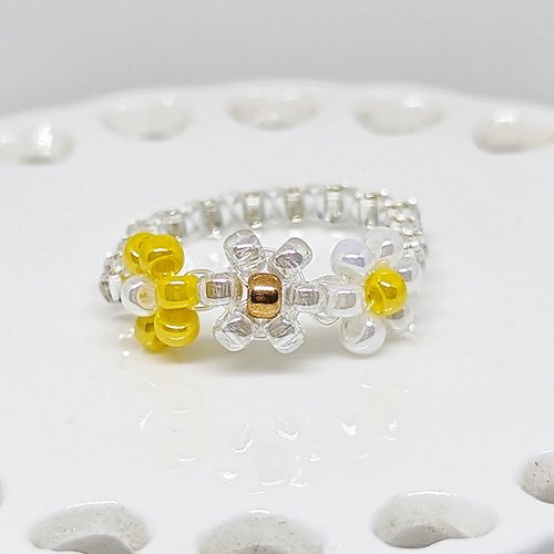 momolico.handmade 串珠 編織 花 戒指