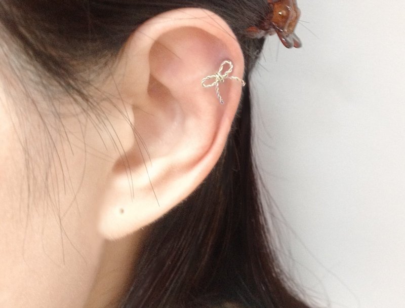 Twist bow Clip-On/ear bone clip (four colors optional) - Earrings & Clip-ons - Silver 