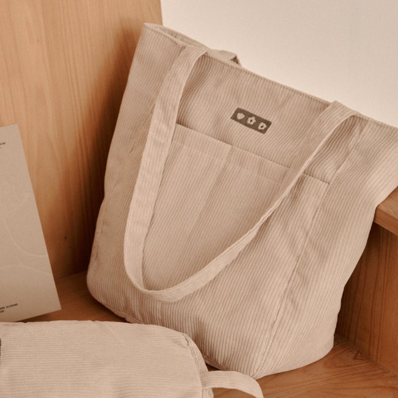 Bloom Archive Tote ・ 燕麥白 - 側背包/斜背包 - 其他人造纖維 