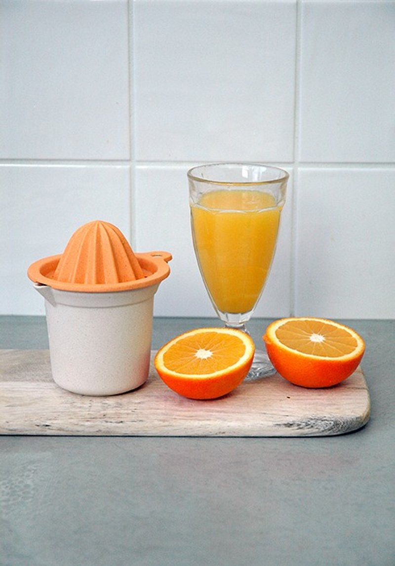 Zuperzozial - SQUEEZE-INN POT citrus press /Pumpkin orange - เครื่องครัว - ไม้ไผ่ สีส้ม