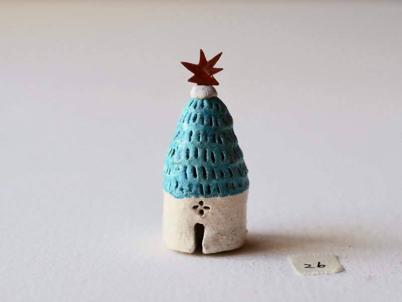 ring holder blue roof house with a star 26 クリスマスギフト - ของวางตกแต่ง - ดินเผา สีน้ำเงิน