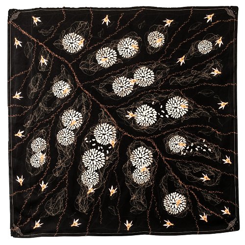 BWILDIsan The Ant Colony Silk Scarves – Black and White