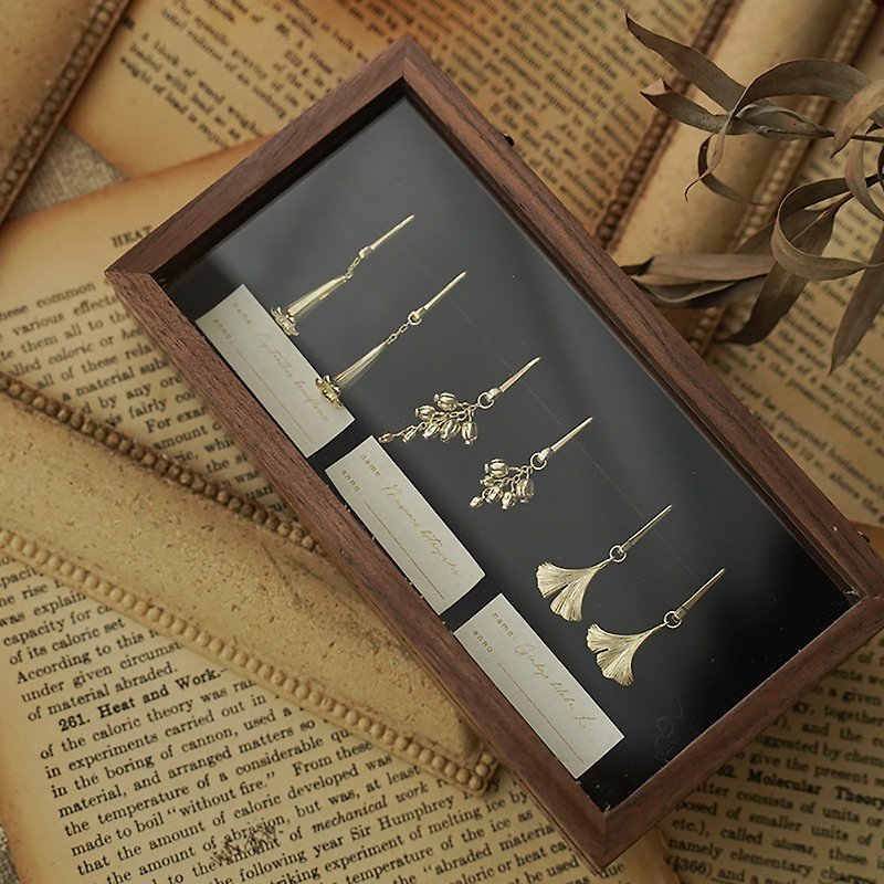 New Year limited FOREST LETTER winter gift set designer original exquisite temperament ear hanging gift box - ต่างหู - เงิน 