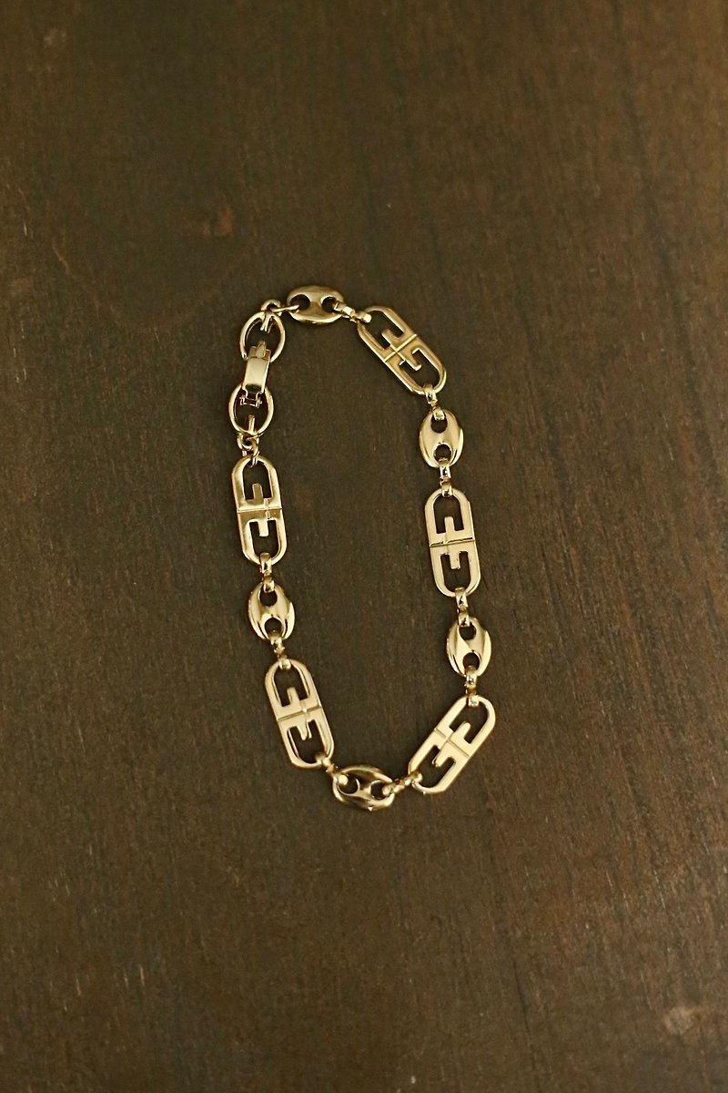 Givenchy Bracelet/Antique Jewelry/Bracelet/Jewelry/Vintage/Vintage Bracelet - สร้อยข้อมือ - โลหะ สีทอง
