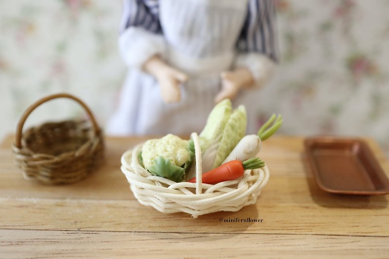 Vegetable in basket doll house, realistic food, scale 1/12, miniature - Items for Display - Clay Multicolor