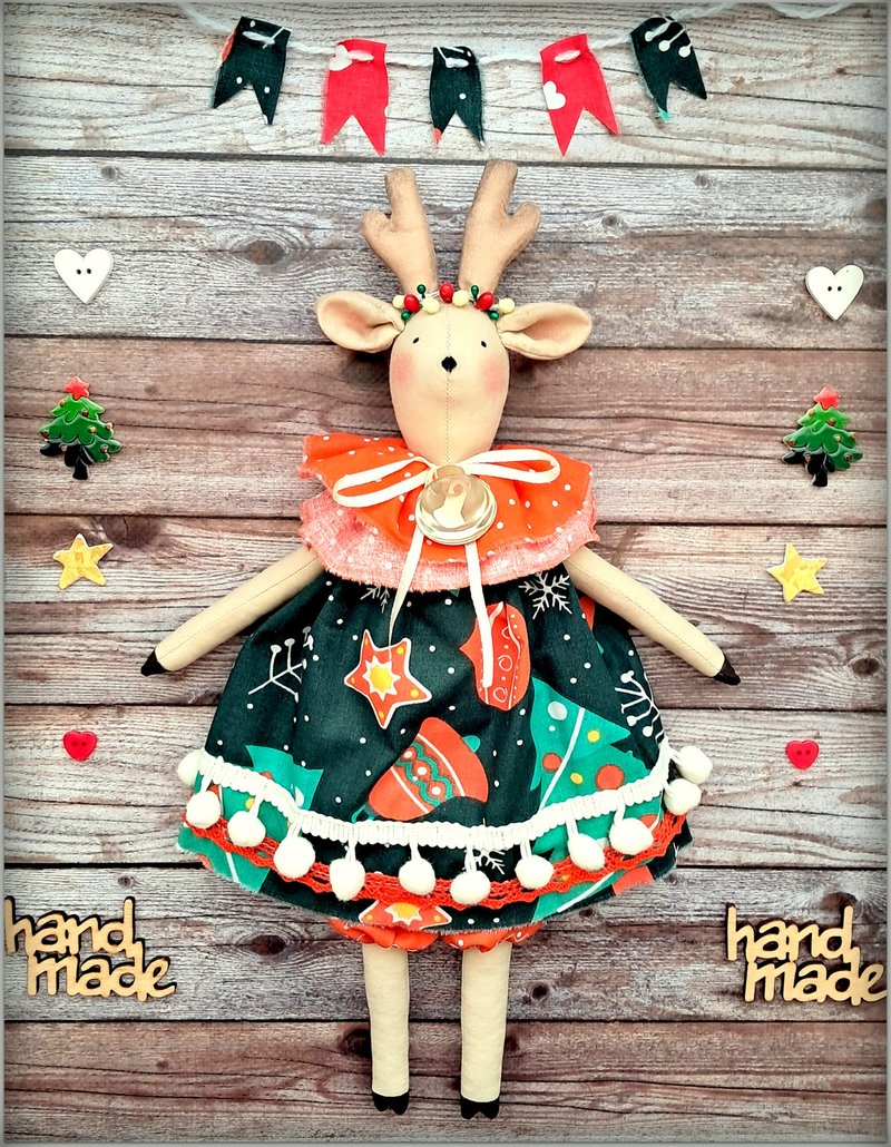 Christmas Deer fabric doll, fawn stuffed doll, heirloom soft doll,handmade cloth - 公仔/玩偶 - 棉．麻 多色