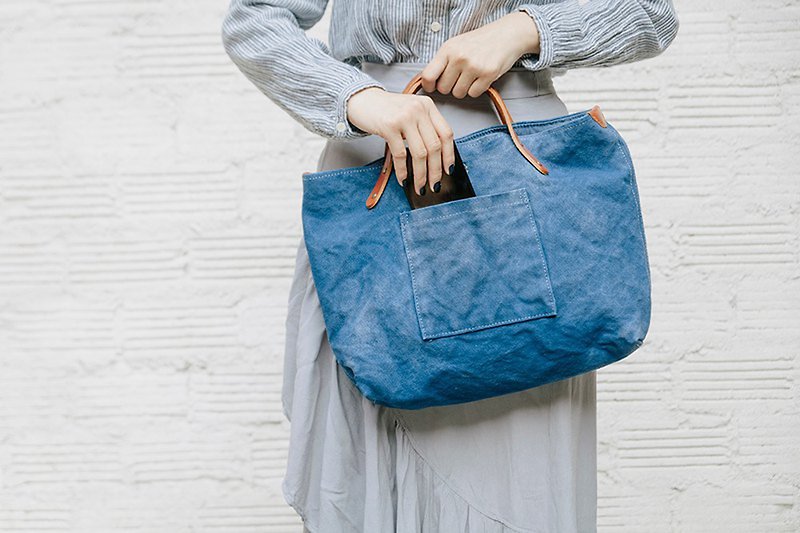 Rectangle dyed canvas tote (Medium) - Handbags & Totes - Cotton & Hemp Blue