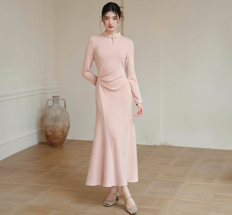 【煙粉收腰】新中式復古中國風 針織改良旗袍 - 旗袍/改良式旗袍 - 其他材質 粉紅色