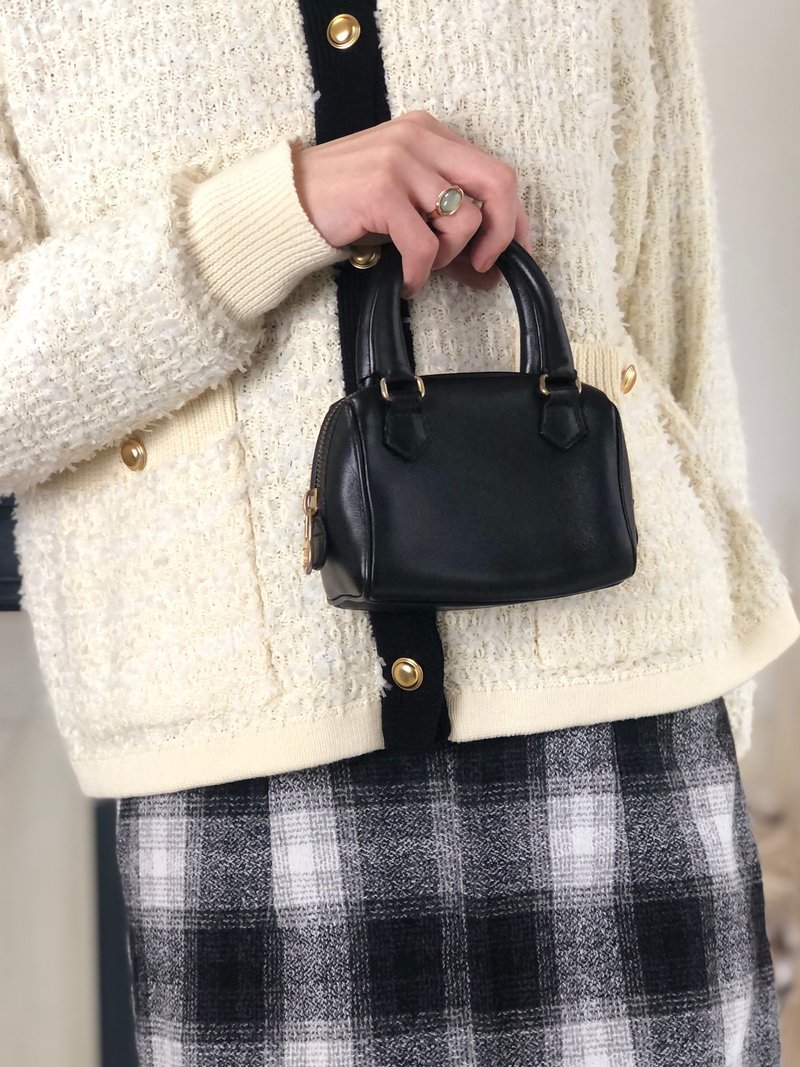 【 日本直送　名牌中古包 】CELINE セリーヌ ショルダーバッグ ブラック レザー 2way ミニバッグ vintage ヴィンテージ tdajcw - 側背包/斜背包 - 真皮 黑色