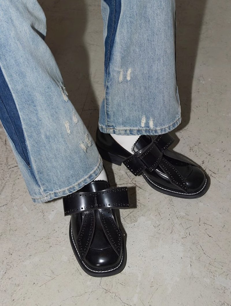 Baby Monster Loafers bow tie loafers - รองเท้าอ็อกฟอร์ดผู้ชาย - หนังแท้ สีดำ