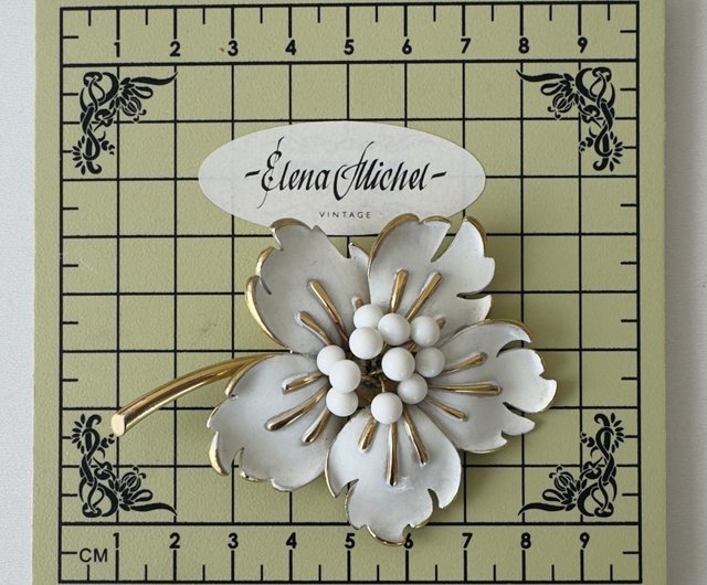 Kramer Vintage Brooch Flower White Enamel Floral Pin signed