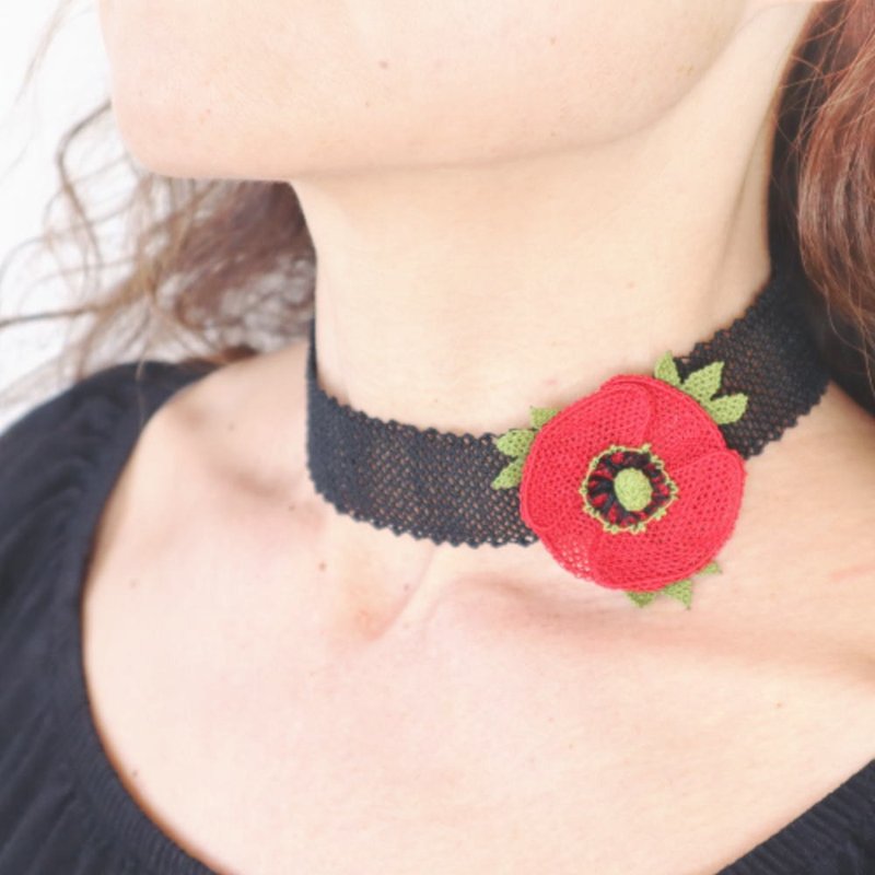 PREMIUM OYA lace Choker【POPPY】 - สร้อยคอ - ไฟเบอร์อื่นๆ สีแดง