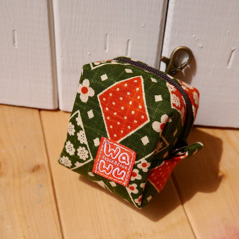 WaWu 氣球小包/零錢鑰匙收納包 (和風綠)日本布* - 銀包 - 棉．麻 綠色