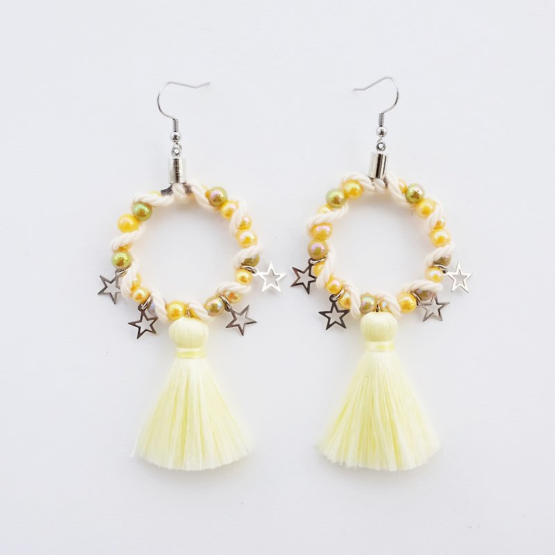Light yellow circular earrings with tassel and star - Earrings & Clip-ons - Other Materials Yellow