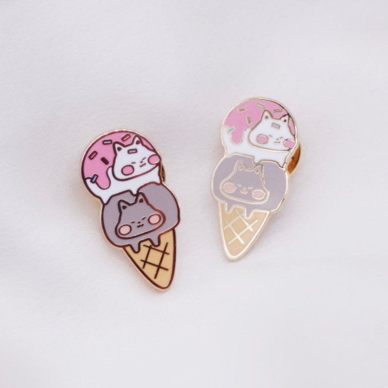 Cat ice cream Badge - Brooches - Other Metals 