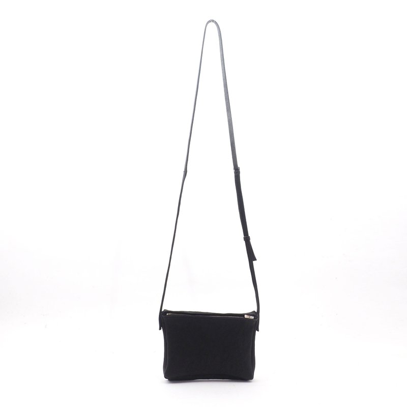 Leather sacoche/black/kangaroo leather/small/pochette/genuine leather/Sac2302 - กระเป๋าแมสเซนเจอร์ - หนังแท้ สีดำ