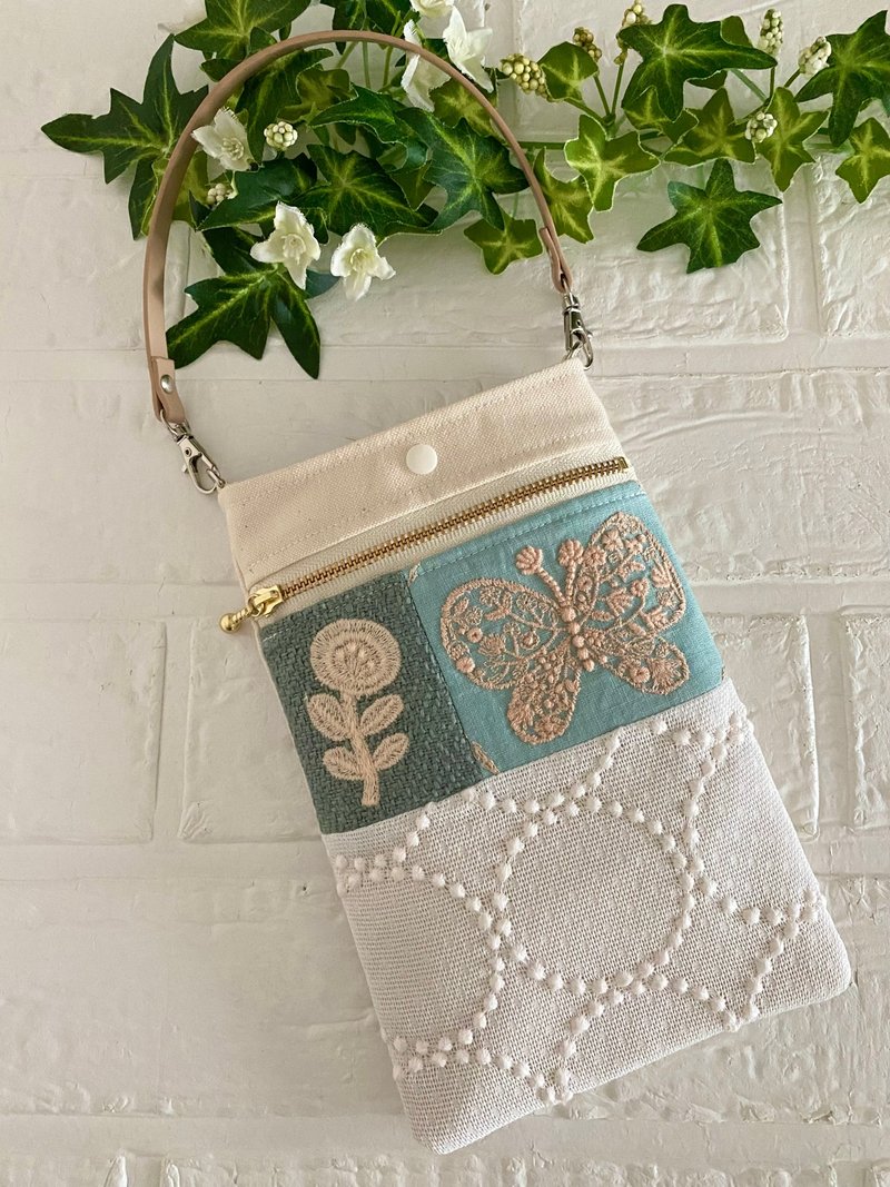 ミナペルホネン　スマホポーチ　パッチワーク　minaperhonen - 化妝包/收納袋 - 棉．麻 