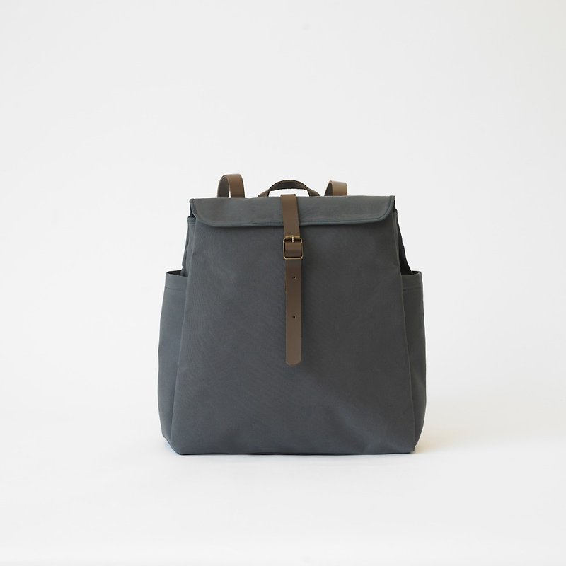 |Handmade in Spain | Ölend Tokyo Rucksack Backpack (Dark Grey) - กระเป๋าเป้สะพายหลัง - หนังแท้ สีเทา