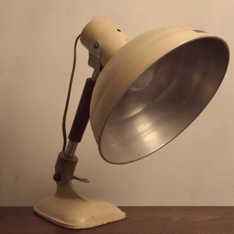1950s 英國 PIFCO 家庭護理 燈具 檯燈 古物 老件 歐洲 - 燈具/燈飾 - 其他金屬 多色