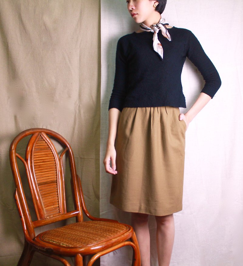 FOAK vintage elegant female 伶 camel pure wool skirt - Skirts - Wool 