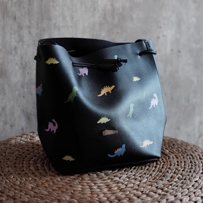 Dinosaur Bucket Bag - 側背包/斜背包 - 真皮 綠色
