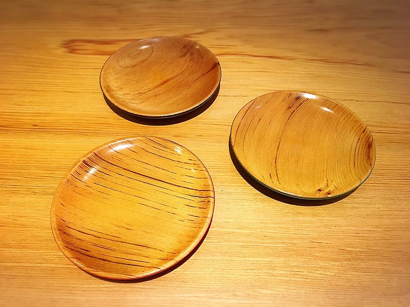 Hand made lacquer coaster green - Coasters - Wood 