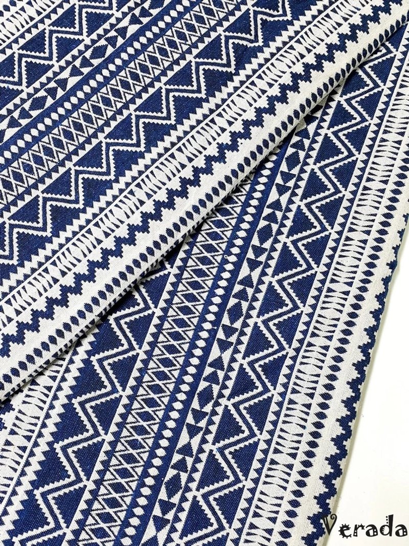 Multi-color Tribal Fabric Thai Woven Fabric Craft Supplies Textile 1/2 yard - 編織/刺繡/羊毛氈/縫紉 - 其他材質 白色