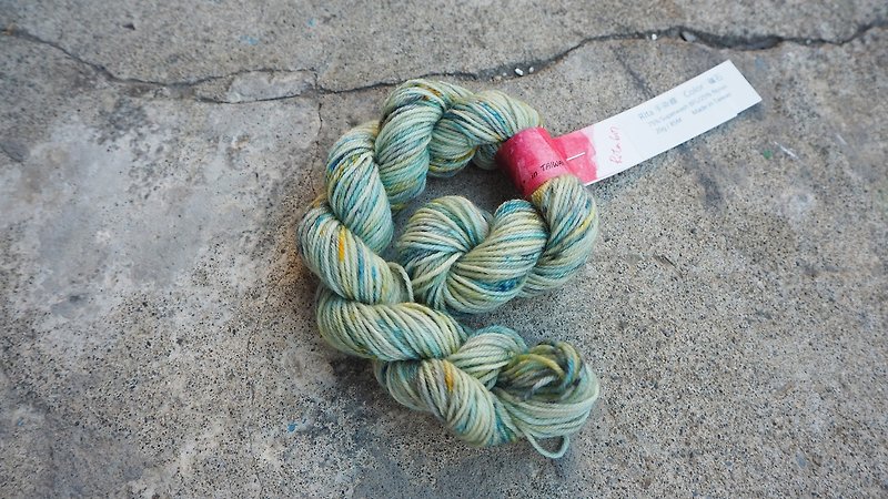 Mini hand dyed line. ore - Knitting, Embroidery, Felted Wool & Sewing - Wool 