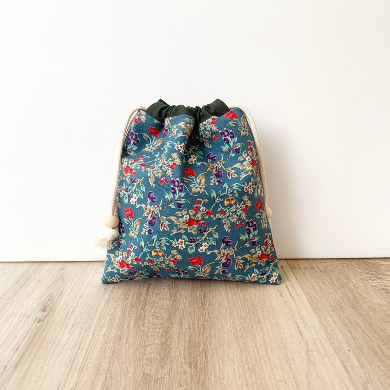 【River】Beam mouth storage pouch/printed fabric/berry/blue - Toiletry Bags & Pouches - Cotton & Hemp Blue