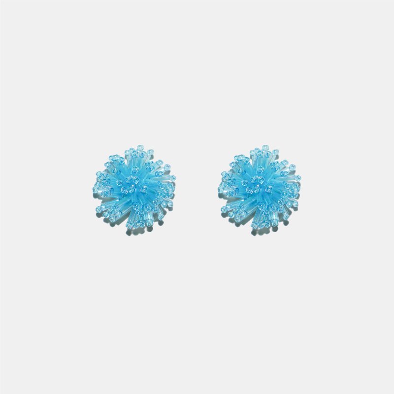 Beaded pom pom ear clip single - ต่างหู - แก้ว สีน้ำเงิน