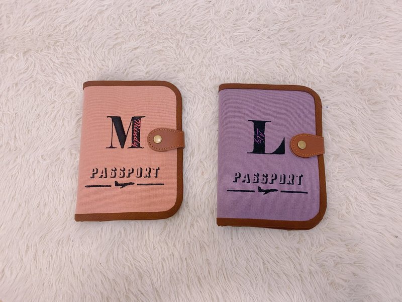 Embroidered English Letters Passport Cover Wedding Valentine's Day Graduation Travel Abroad Exchange Gift Passport Holder - ที่เก็บพาสปอร์ต - ผ้าฝ้าย/ผ้าลินิน 