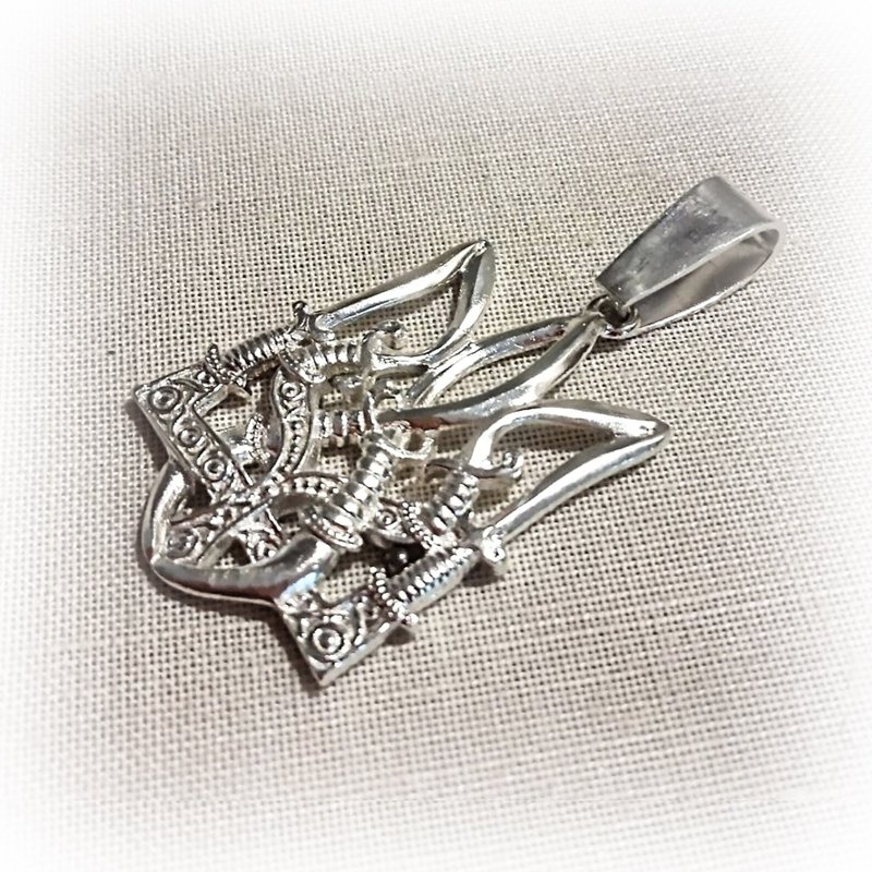 Ukraine silver trident pendant,silver tryzub pendant,silver trident Necklace - 吊飾/掛飾 - 銀 銀色