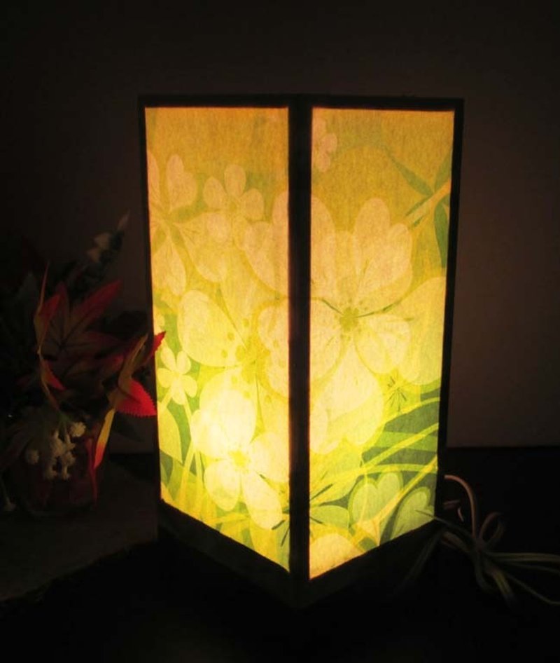 Fantasy Kasumi petals «Dream lights» Shining and healing shining light stand - โคมไฟ - กระดาษ สีส้ม