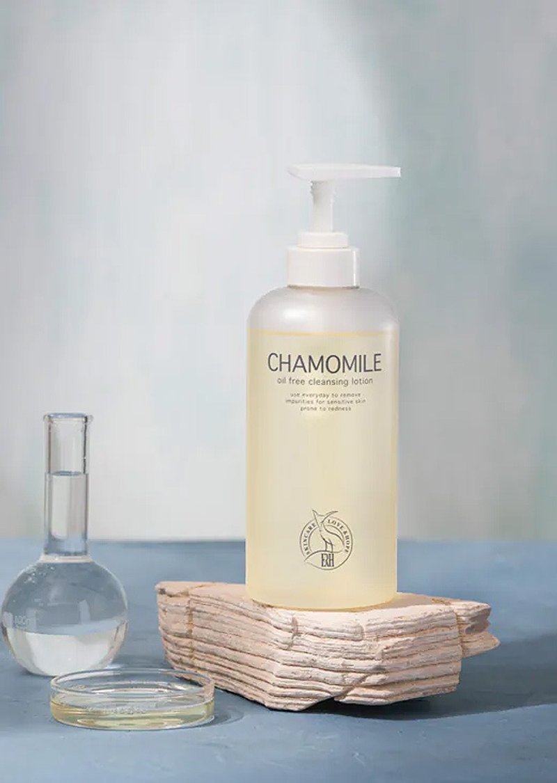 Chamomile Oil Free Cleansing Lotion (Makeup Remover Lotion) - ผลิตภัณฑ์ทำความสะอาดหน้า - สารสกัดไม้ก๊อก สึชมพู