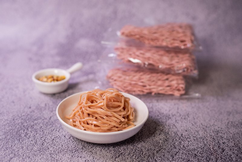 Red Quinoa Noodles【Plain Studio】 - Noodles - Other Materials Pink
