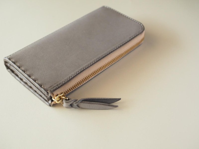 L-shaped zipper wallet / gray - กระเป๋าสตางค์ - หนังแท้ สีเทา