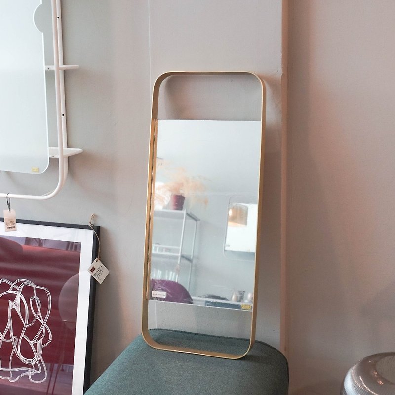 【Hübsch】－340115 Simple Bronze metal frame bust mirror hanging mirror - Makeup Brushes - Other Metals Gold