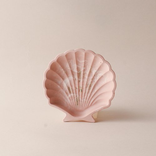 拾石 Jesmonite英國礦石樹脂/飾品盤 - 金箔藝術優雅粉貝殼盤